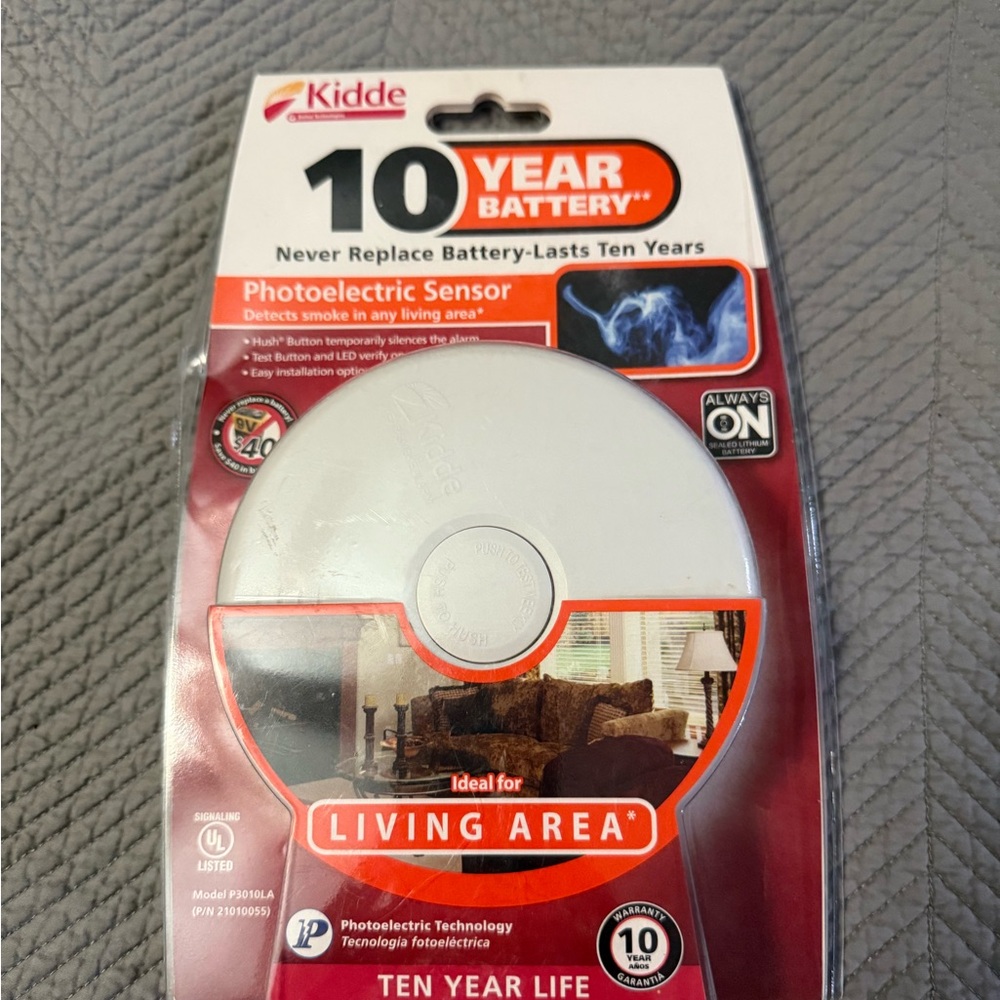 White Smoke Alarm with Photoelectric Sensor
